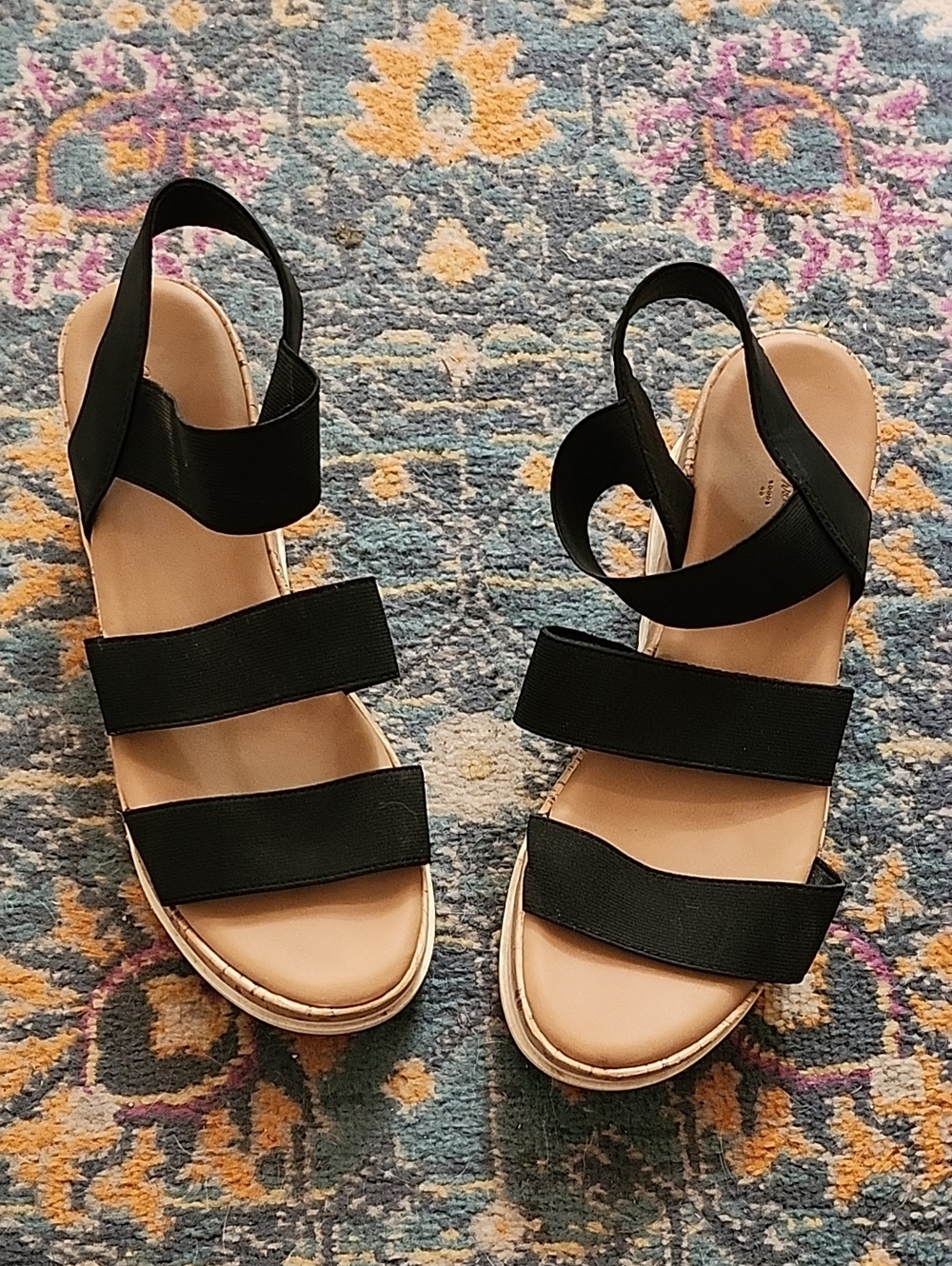 Universal Thread Black Elastic Strap Platform Sandals